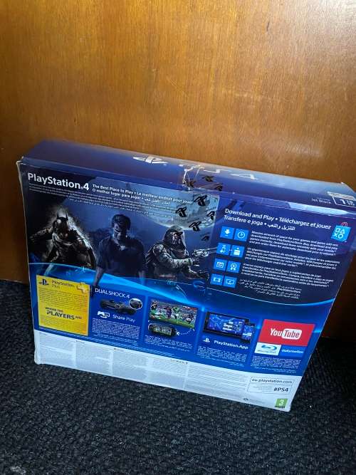 SONY PLAYSTATION 4 CHU-1216B IN BOX*1 TB*HDMI,POWER and USB CABLES*REMOT CONTROLLER*4 GAMES